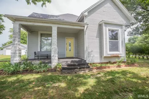 1011 N Yankeetown Rd, Boonville, IN 47601