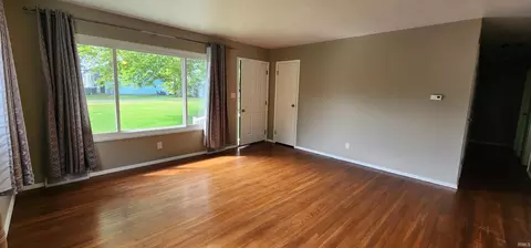 710 E Rose Ln, Syracuse, IN 46567 photo 9
