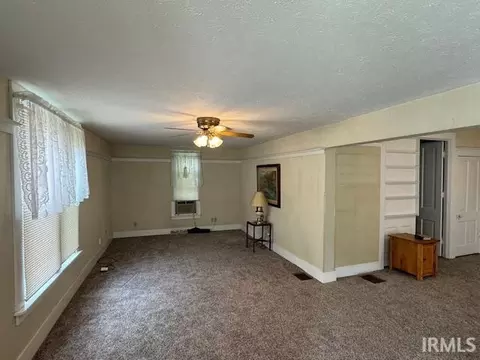 332 W Grant St, Lagrange, IN 46761 photo 3