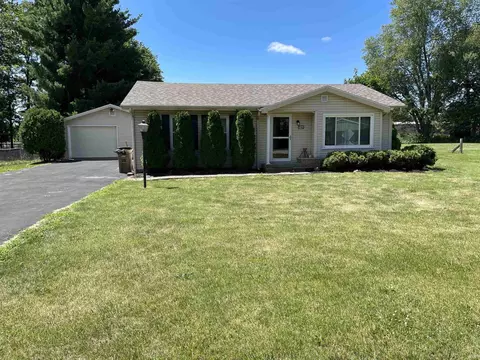 942 E Short St, Winchester, IN 47394