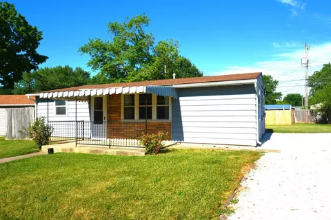 925 Greenwich Rd, Lafayette, IN 47905