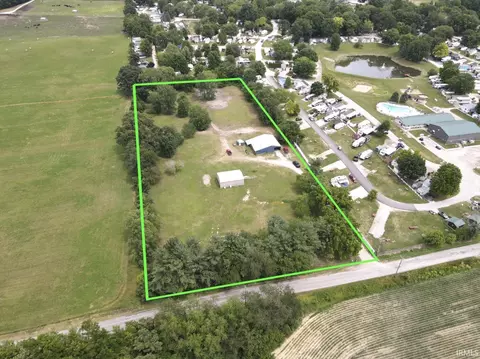 7474 Rose Rd, Plymouth, IN 46563
