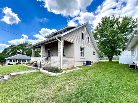 2037 13th St, Bedford, IN 47421 photo 2