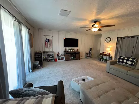 902 E 9th St, Fowler, IN 47944 photo 17