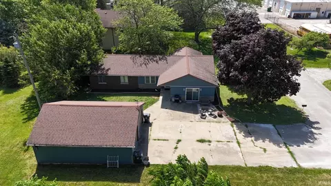 902 E 9th St, Fowler, IN 47944 photo 25