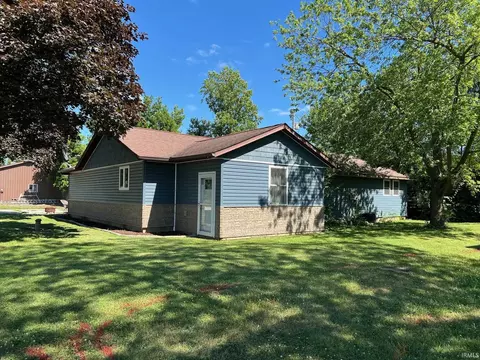 902 E 9th St, Fowler, IN 47944 photo 5