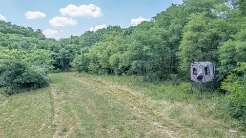1975 N County Road 225 W Rd, Petersburg, IN 47567