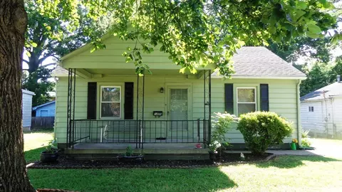 1400 S Parker Dr, Evansville, IN 47714