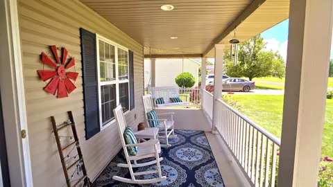 705 Devoe Dr, Sweetser, IN 46987 photo 3