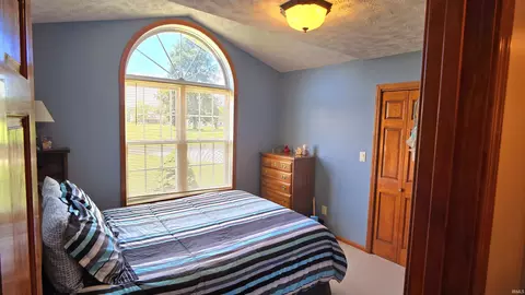 705 Devoe Dr, Sweetser, IN 46987 photo 21