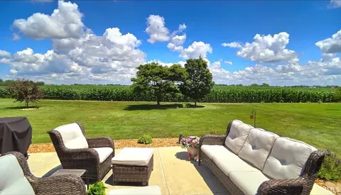 705 Devoe Dr, Sweetser, IN 46987 photo 2