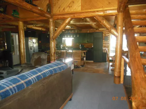 1612 E 150 N Rd, La Porte, IN 46350 photo 2