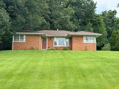 3509 Detroy Rd, Evansville, IN 47720