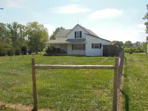 8374 E County Road 525 N, Mooreland, IN 47360