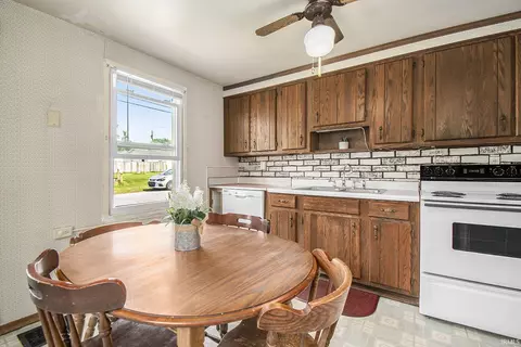 1532 E Fox St, South Bend, IN 46613 photo 6