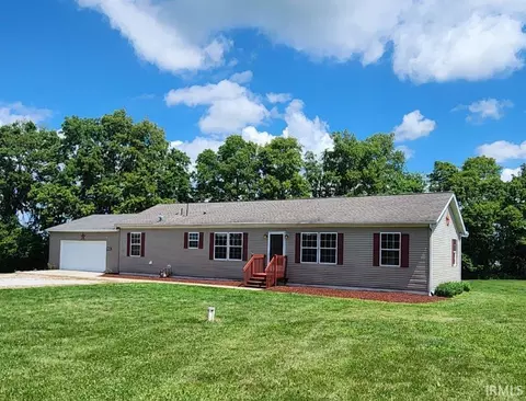 10009 S Dawn Ct, Silver Lake, IN 46982