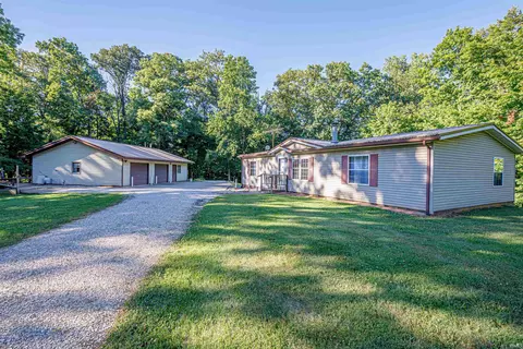 499 N Spore Dr, Princeton, IN 47670