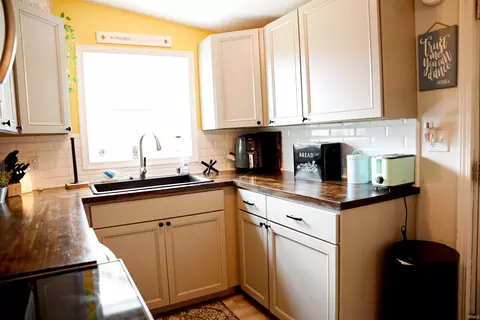 1050 S 9th St, Mitchell, IN 47446 photo 7