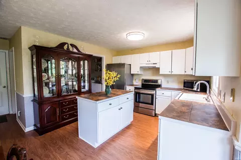4308 W Maefield St, Bloomington, IN 47404 photo 9
