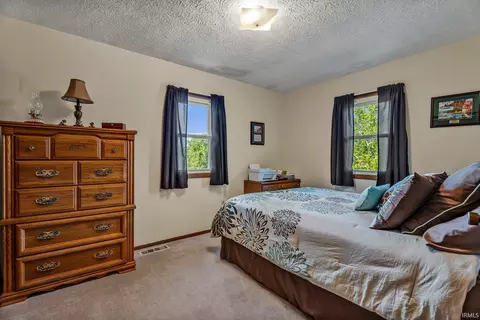 157 Bennett Rd, Bedford, IN 47421 photo 20