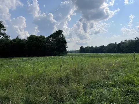 Newport Road, Bowling Green, IN 47833