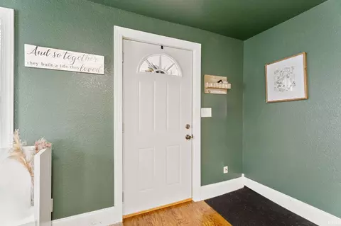 114 N Poplar St, Lagrange, IN 46761 photo 5
