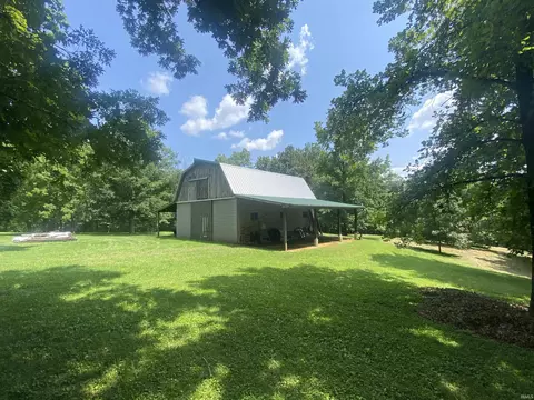 10747 Hillview Dr, Evansville, IN 47720