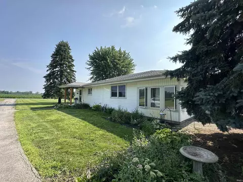 1088 W 100 S, Hartford City, IN 47348