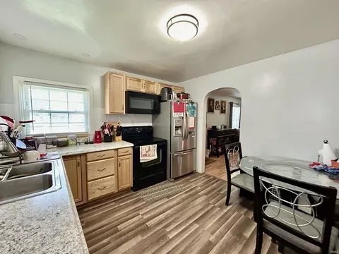 424 E Silver St, Bluffton, IN 46714 photo 12