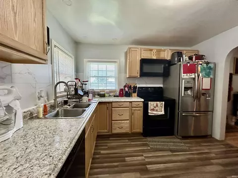 424 E Silver St, Bluffton, IN 46714 photo 13
