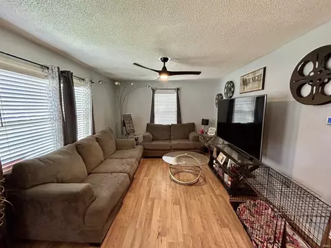 424 E Silver St, Bluffton, IN 46714 photo 6