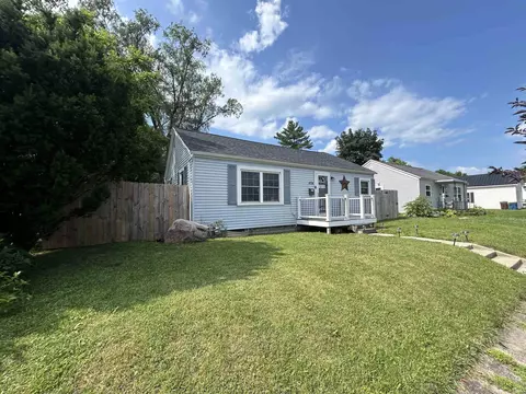 424 E Silver St, Bluffton, IN 46714 photo 4