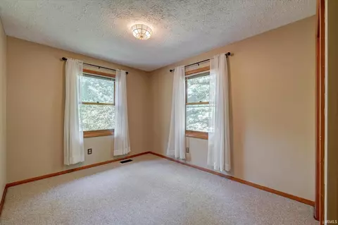 2354 E Winding Brook Cir, Bloomington, IN 47401 photo 23