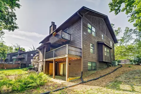 2354 E Winding Brook Cir, Bloomington, IN 47401 photo 30