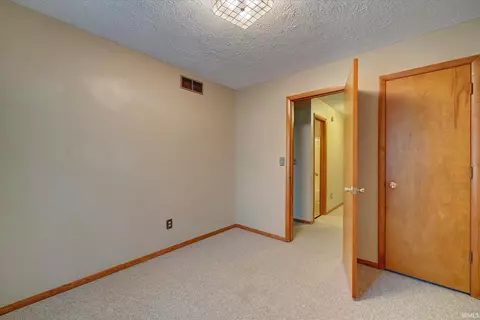 2354 E Winding Brook Cir, Bloomington, IN 47401 photo 22