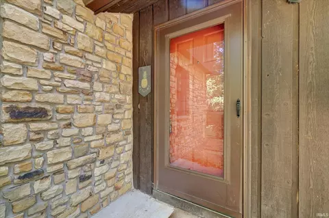 2354 E Winding Brook Cir, Bloomington, IN 47401 photo 5