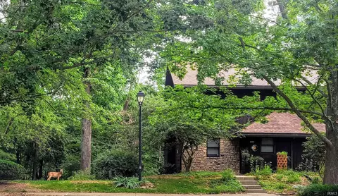 2354 E Winding Brook Cir, Bloomington, IN 47401 photo 4