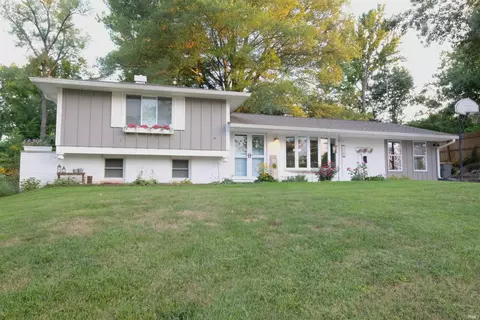 1111 Meadow Ln, Bloomington, IN 47404