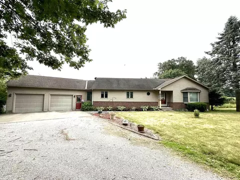 7152 S 100 Rd, Claypool, IN 46510 photo 1