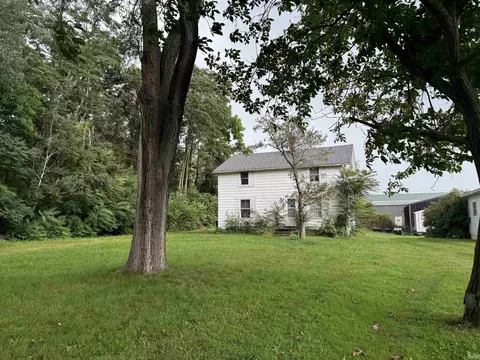 3220 Sandhill Dr, Fort Wayne, IN 46809