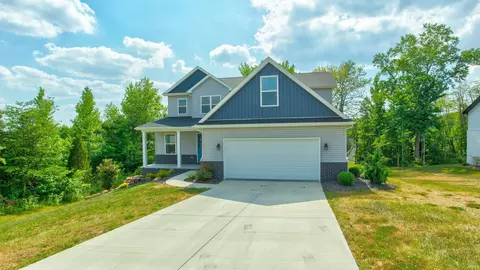 329 Maplecrest Blvd, Jasper, IN 47546 photo 1