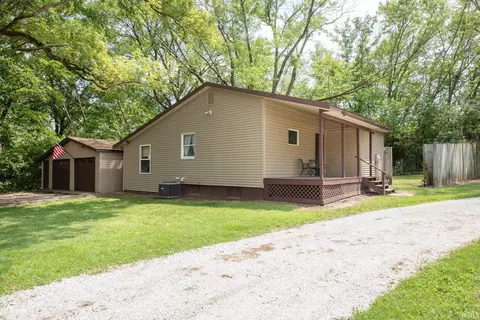 2739 Conservation Club Rd, Lafayette, IN 47905