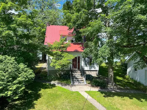 2312 S Country Club Dr, Rochester, IN 46975