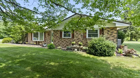 6130 S 100 E, Claypool, IN 46510 photo 3
