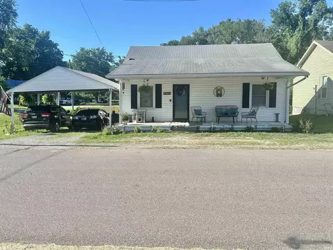 613 Jefferson St, Rockport, IN 47635