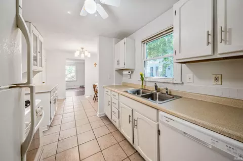 1504 Ewing Ave, South Bend, IN 46613 photo 12