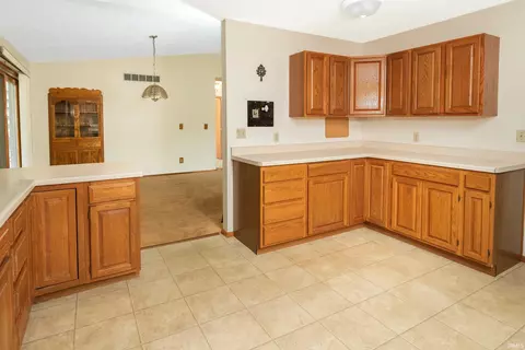 1909 E Wilton Ct, Bloomington, IN 47401 photo 16