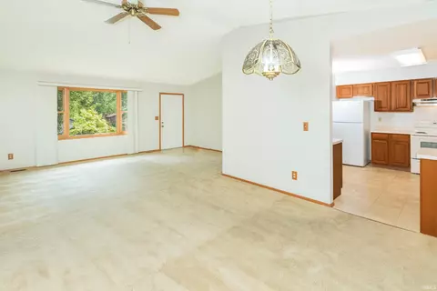 1909 E Wilton Ct, Bloomington, IN 47401 photo 8