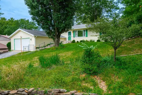 1909 E Wilton Ct, Bloomington, IN 47401 photo 3