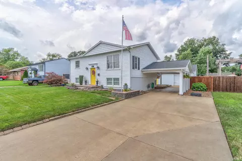 901 Old Post Rd, Evansville, IN 47710